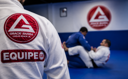 Treino de Jiu-Jitsu adulto